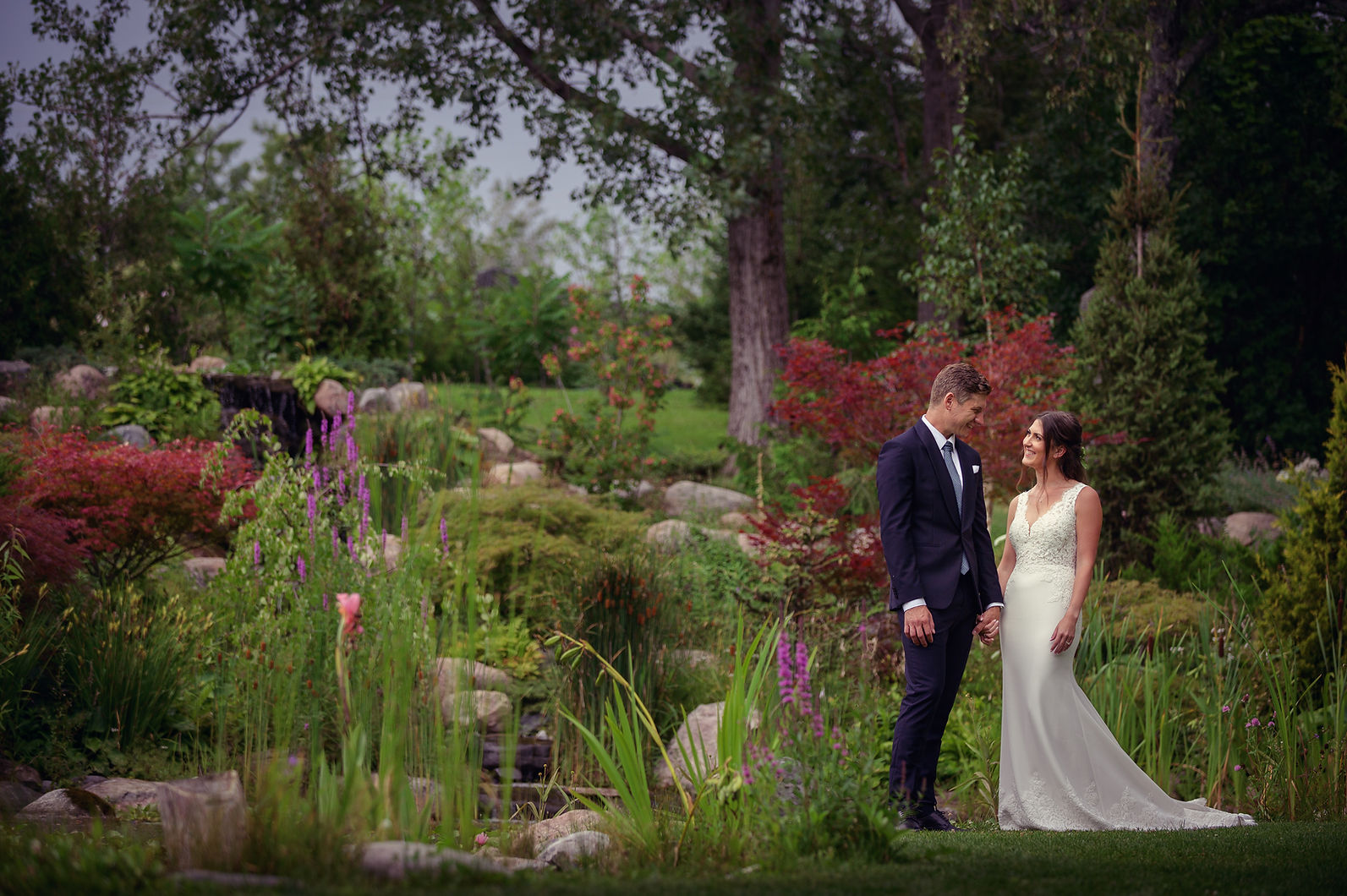 A gorgeous wedding in August at Meadow View Gardens